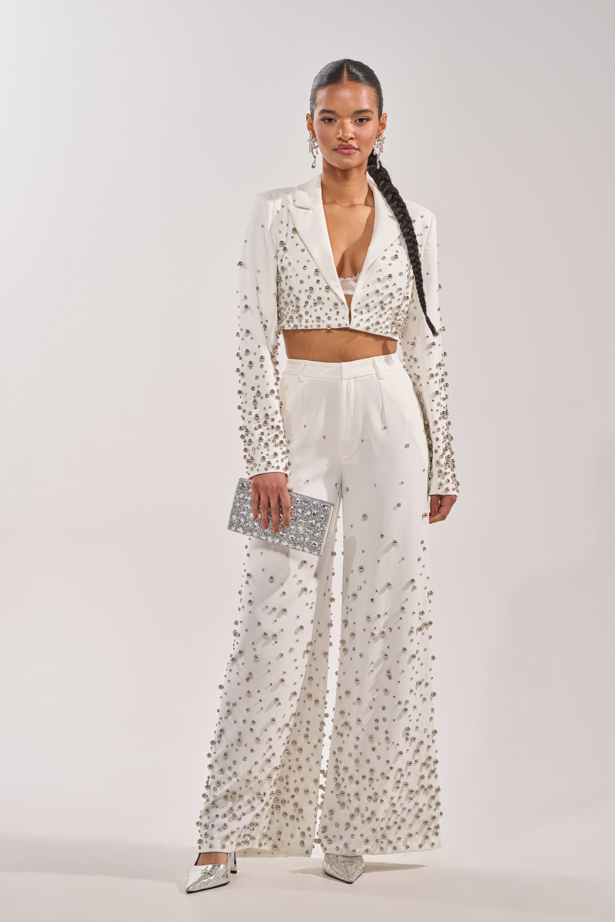 GET CLOSER EMBELLISHED TROUSER IN WHITE