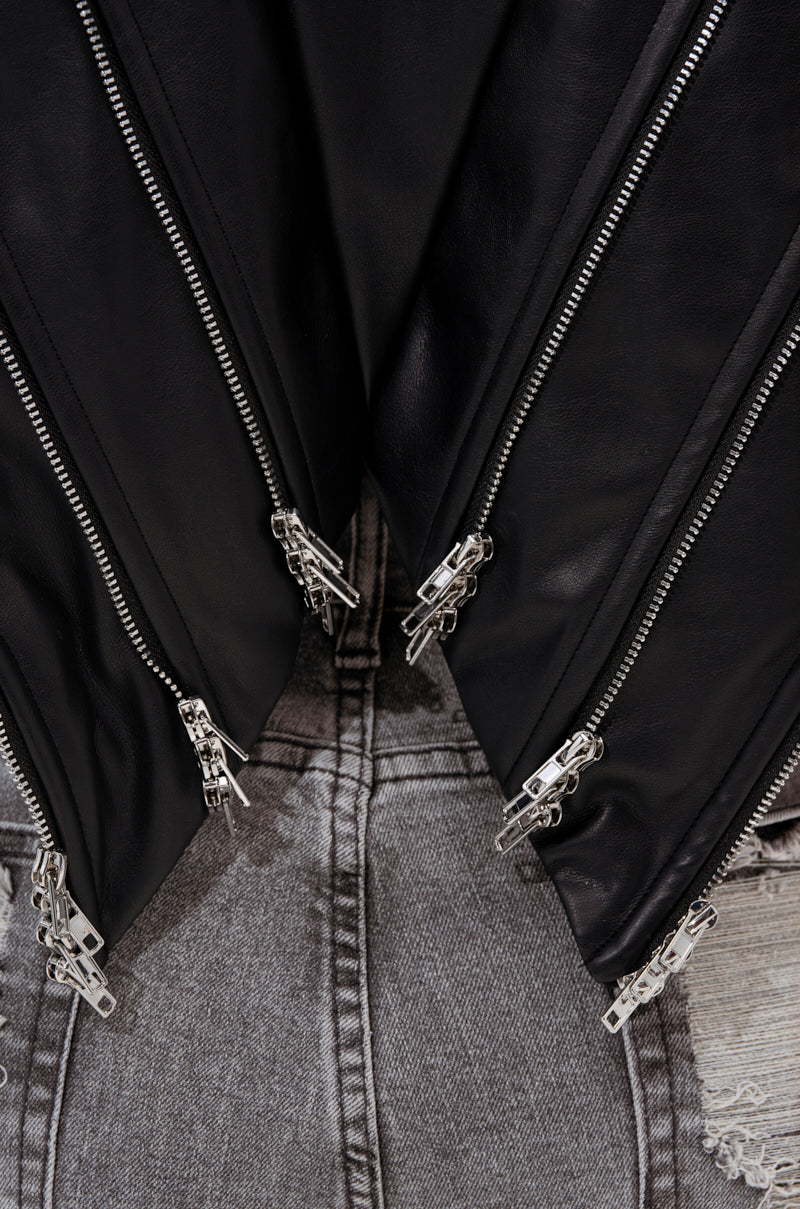 COSMO ZIPPER MOTO