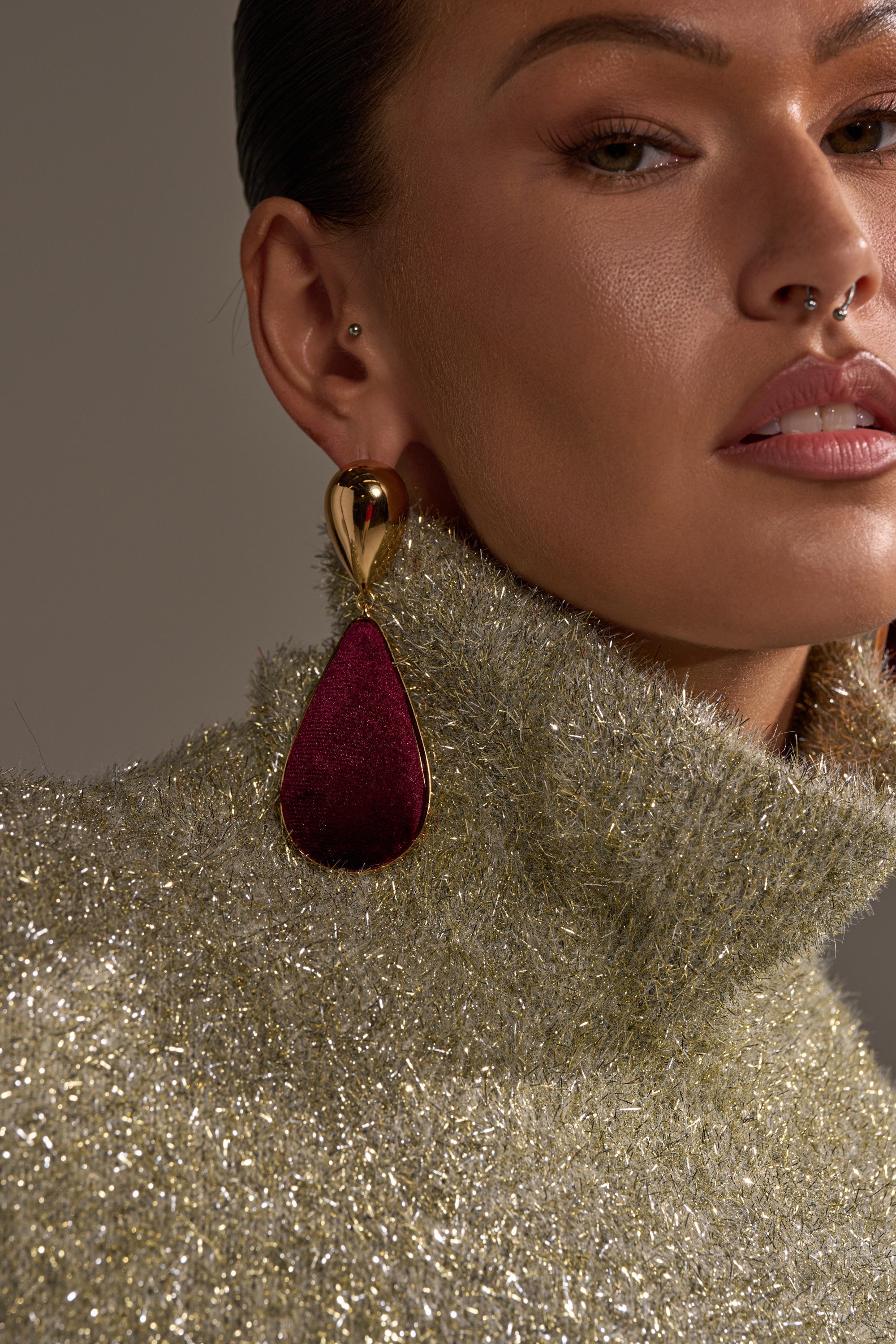 THAT GURL EARRING